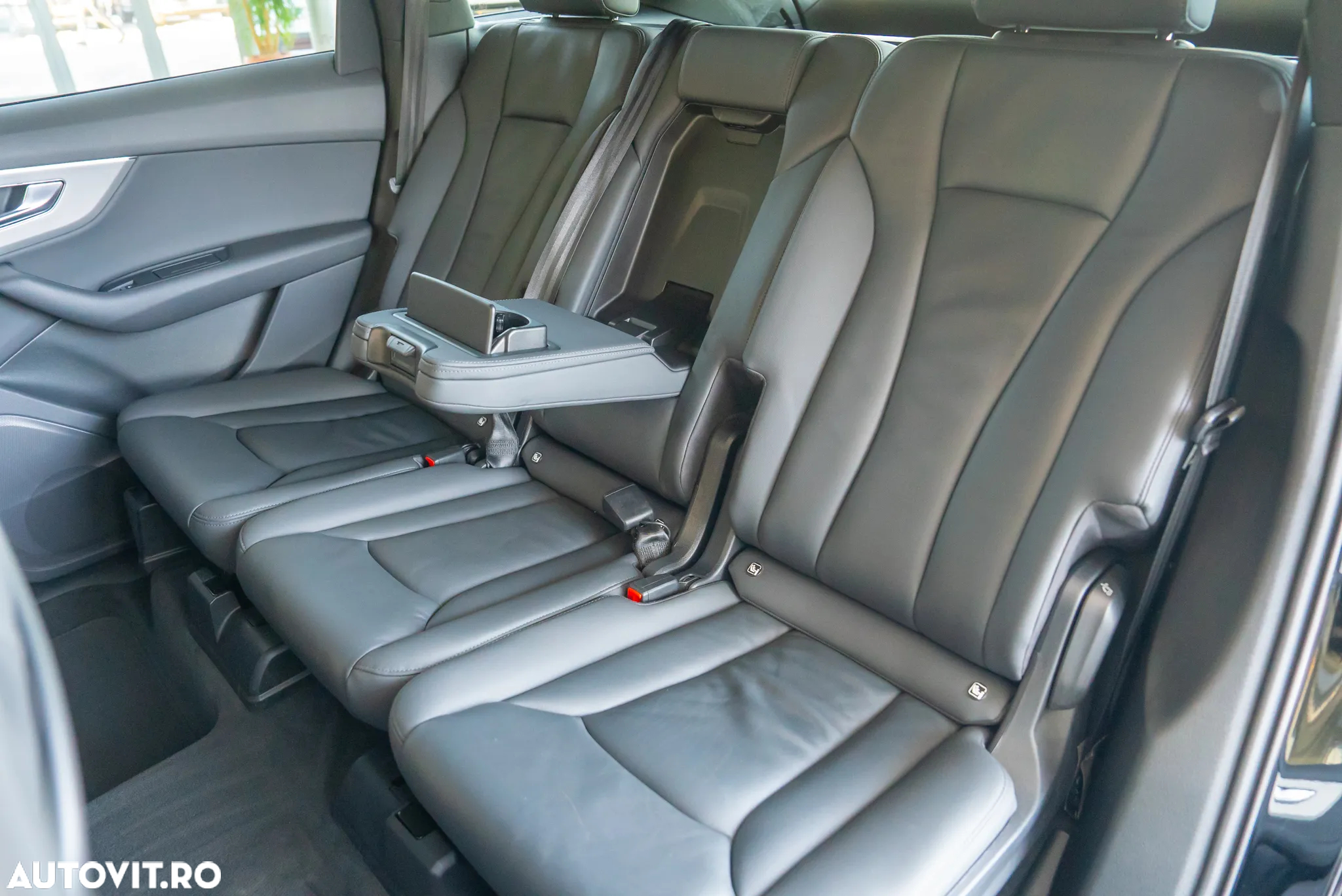 Audi Q7 55 TFSI e quattro Tiptronic PHEV S Line - 23