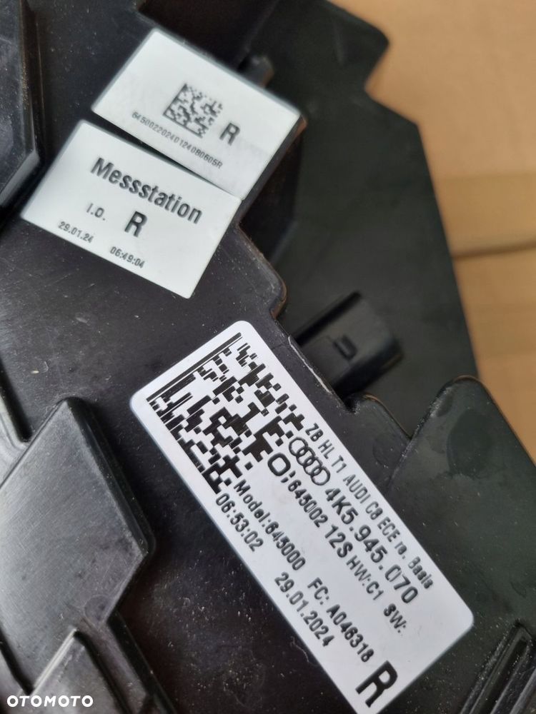 AUDI A6 C8 sedan led 4K5 LAMPA prawa TYŁ TYLNA TYLNIA ORYGINAŁ 4K5945070 - 3