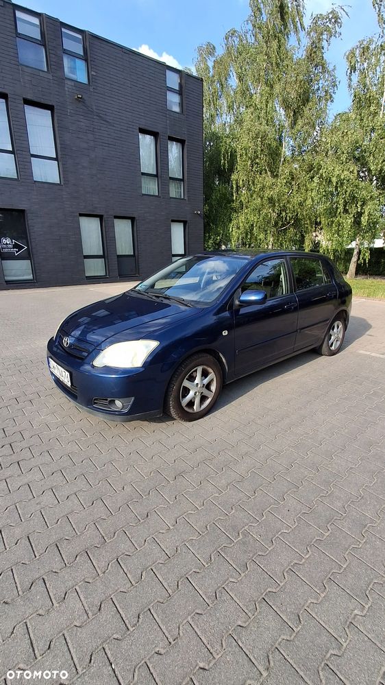 Toyota Corolla 2.0 D-4D Luna - 2
