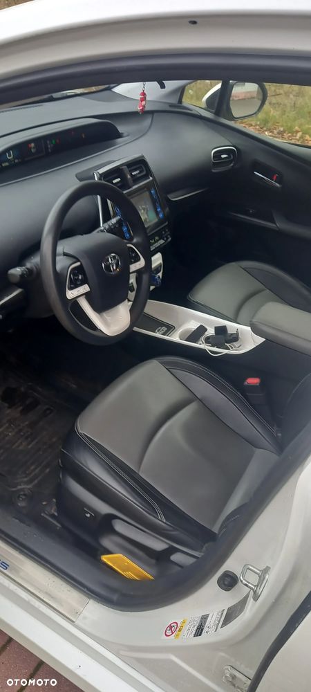 Toyota Prius - 7