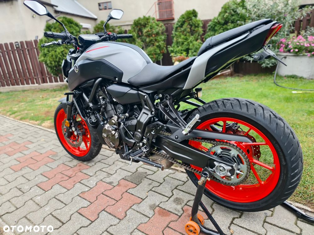 Yamaha MT - 20