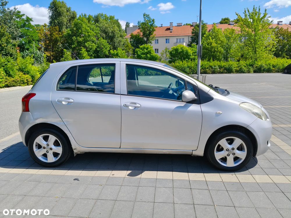 Toyota Yaris 1.4 D-4D Luna A/C - 6