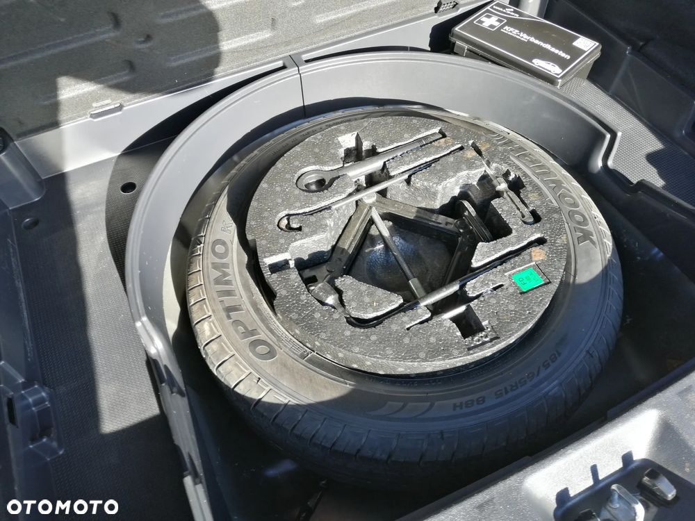 Hyundai i30 i30cw 1.4 FIFA WM Edition - 33