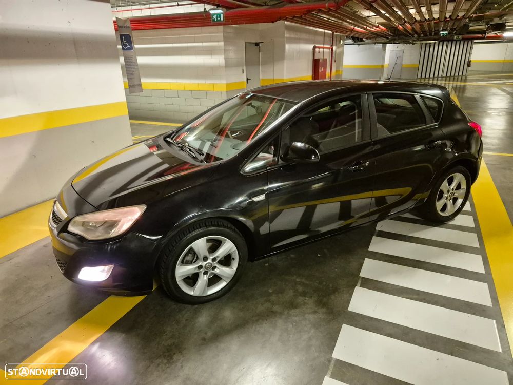 Opel Astra 1.7 CDTI Enjoy - 1