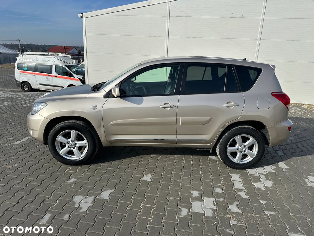 Toyota RAV4 2.2 D-4D 4x4 - 4