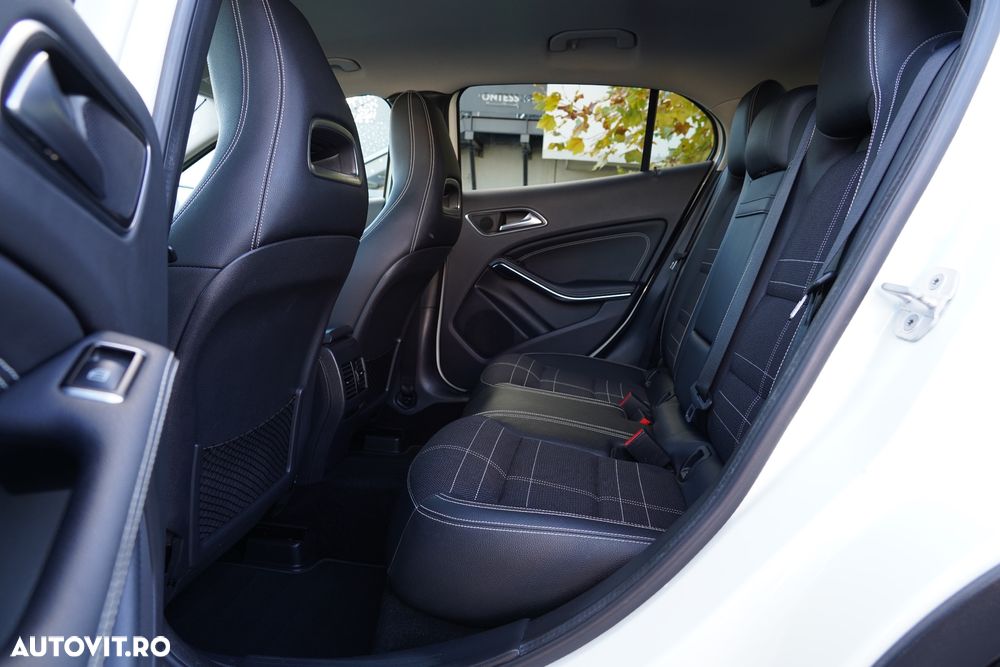 Mercedes-Benz GLA 200 (CDI) d 4Matic 7G-DCT Urban - 15