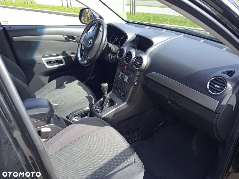 Opel Antara 2.4 4x4 Cosmo - 25
