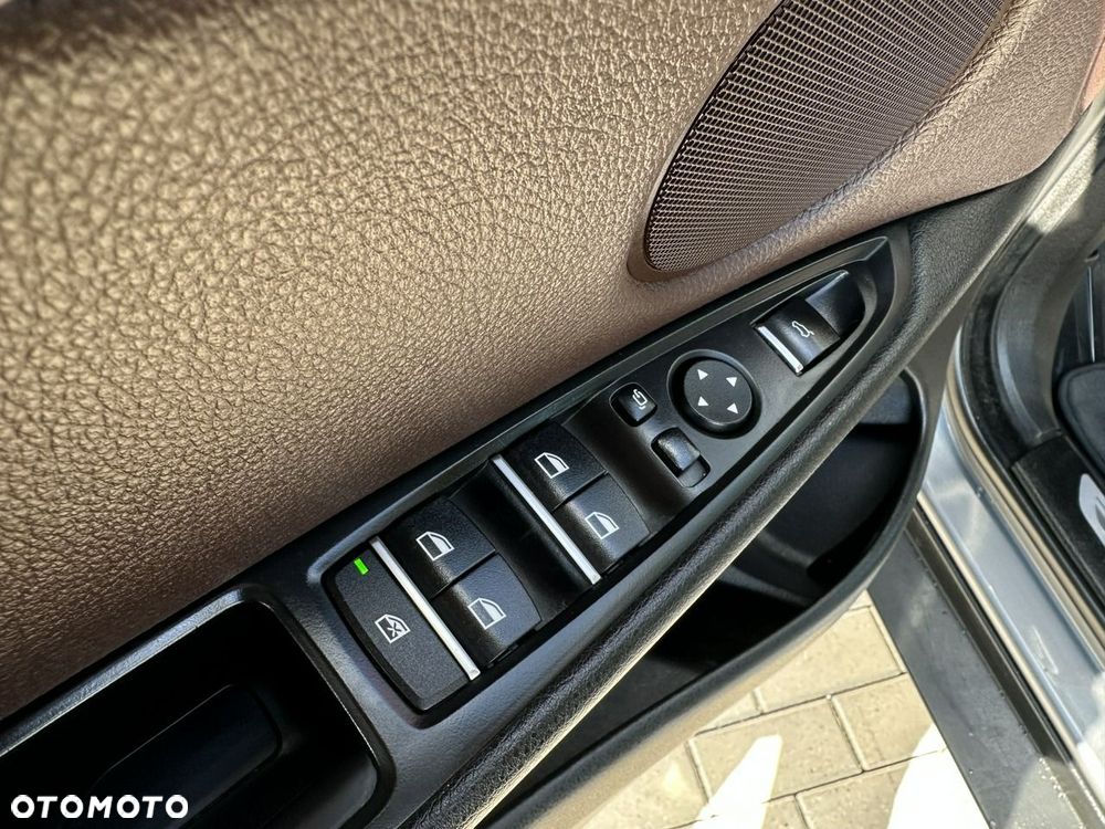 BMW X5 xDrive25d - 31