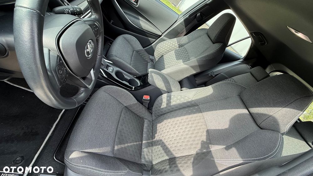 Toyota Corolla 1.8 Hybrid Comfort - 25