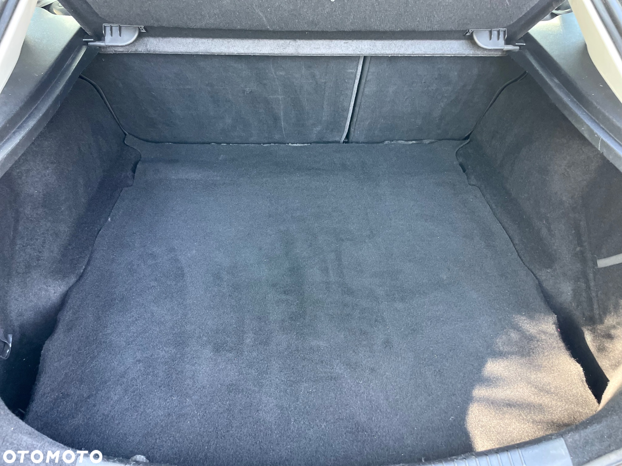 Ford Mondeo 2.0 Ambiente - 34