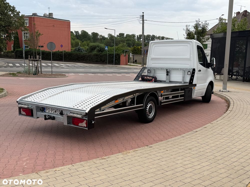 Mercedes-Benz Sprinter - 7