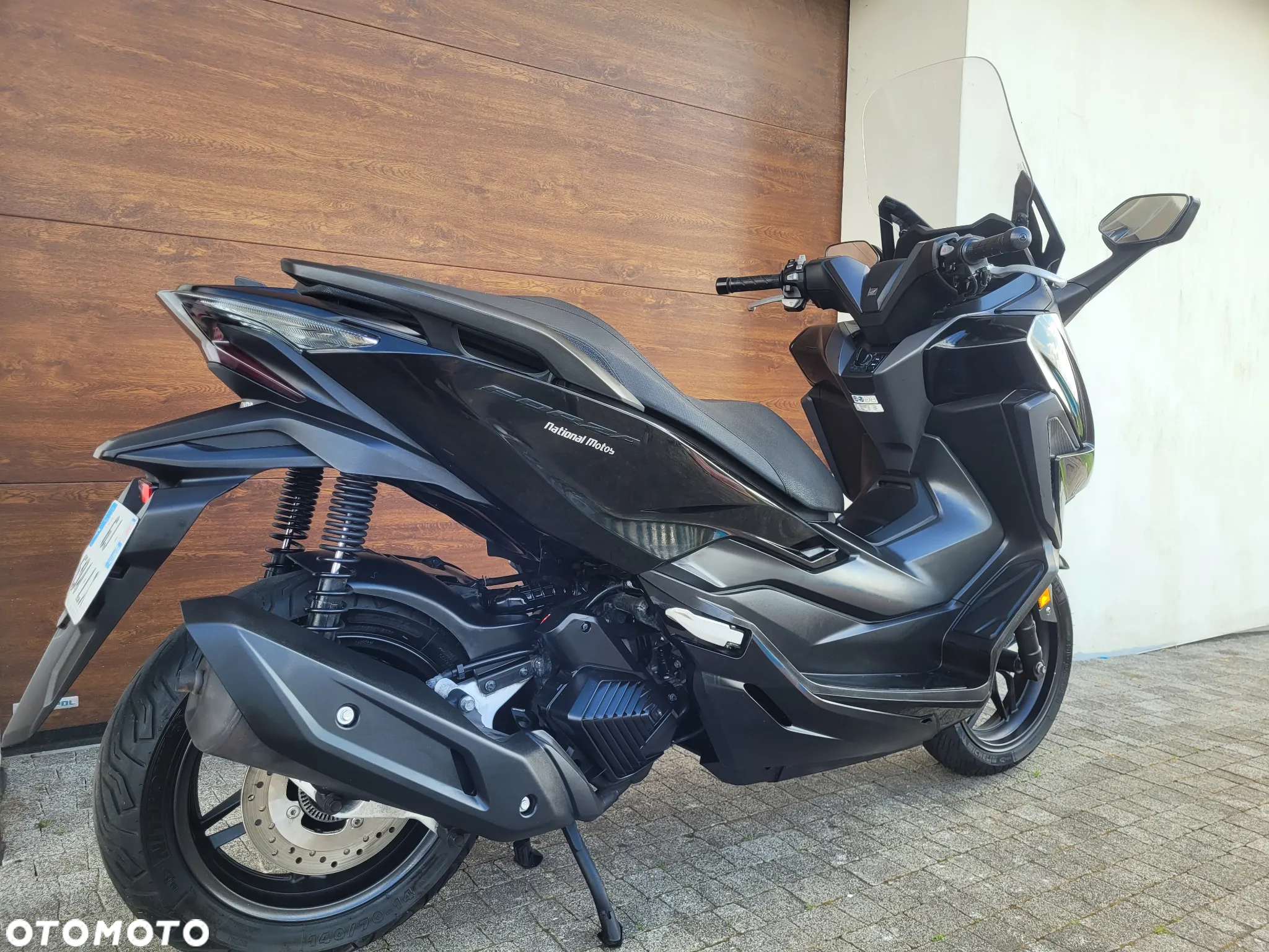 Honda NSS - 13