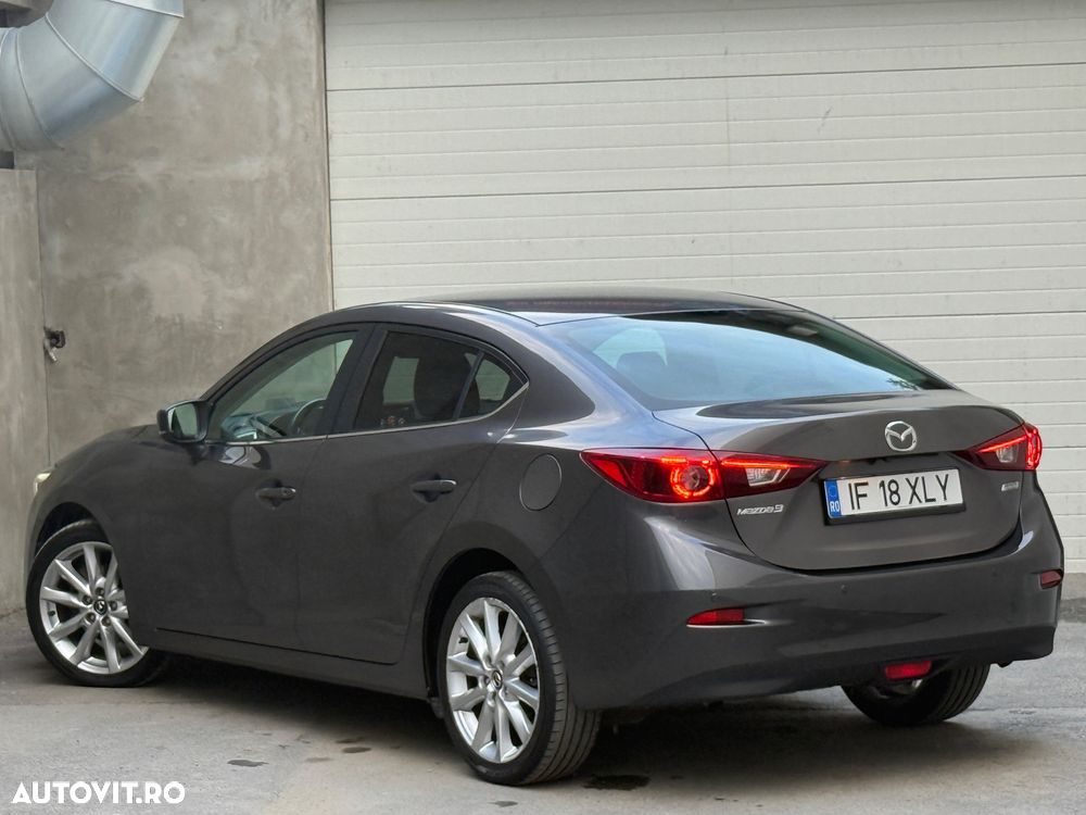 Mazda 3 G120 Revolution - 3