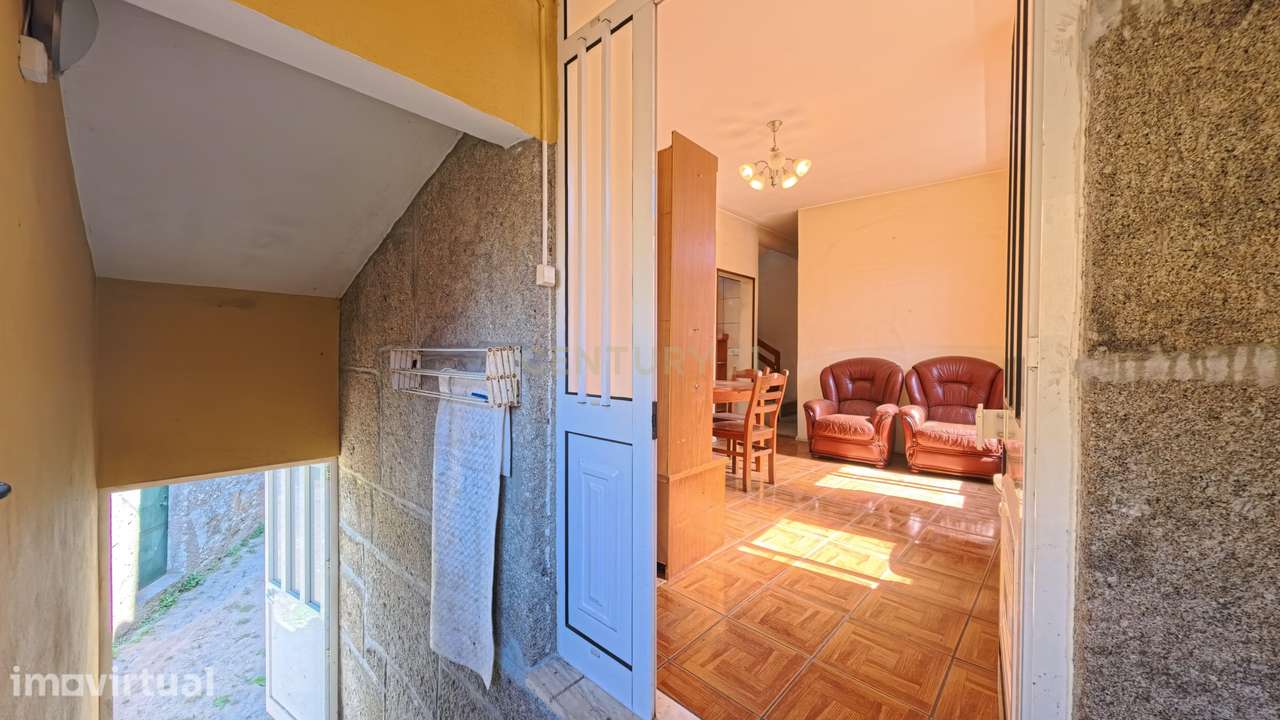 Moradia em pedra com 3 quartos em Povolide - Viseu - Grande imagem: 2/10