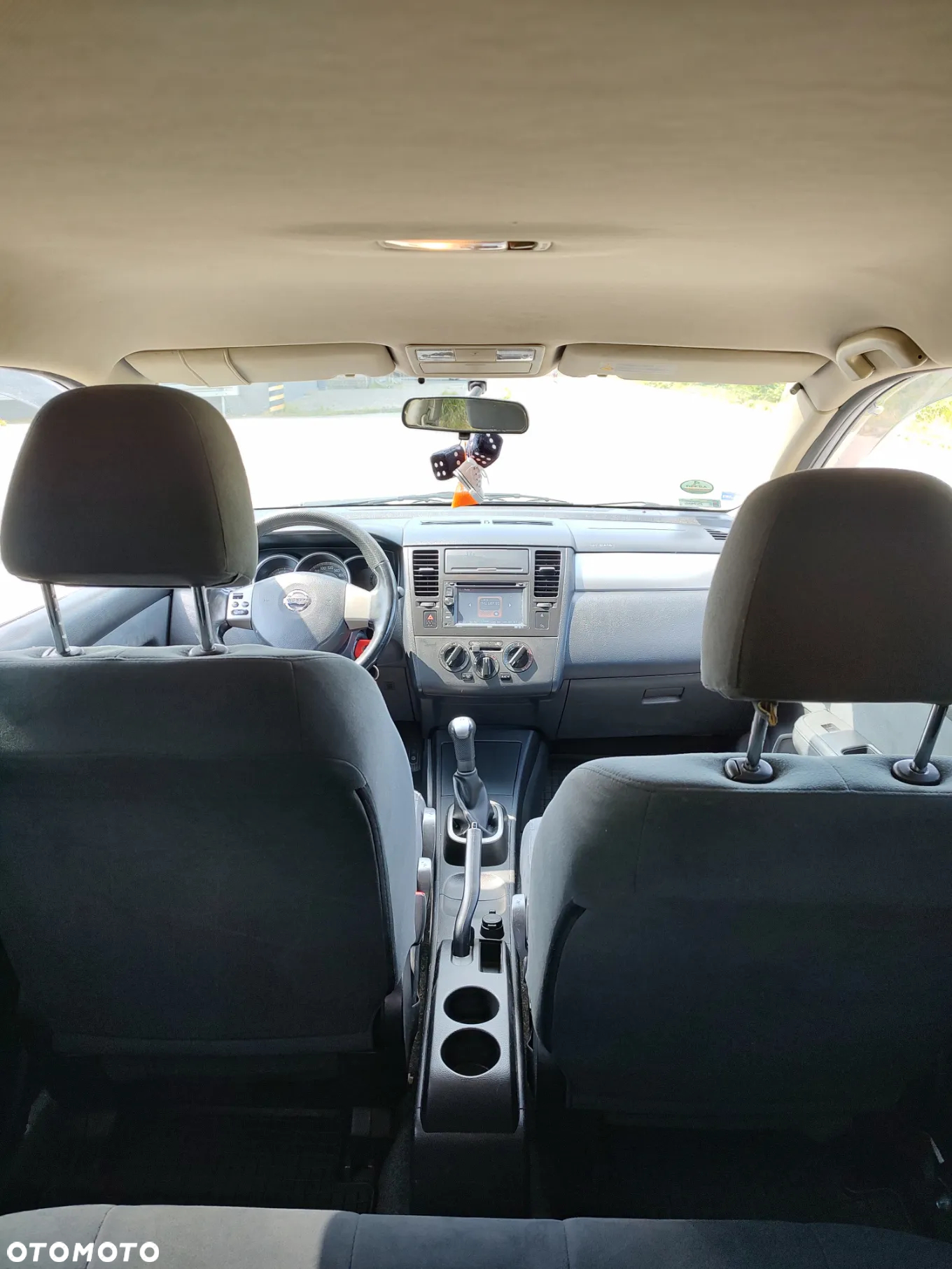 Nissan Tiida 1.6 Visia - 16