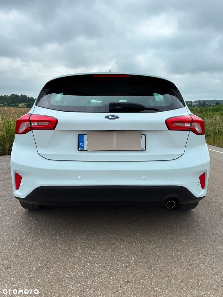 Ford Focus 1.5 TDCi SYNC Edition - 11