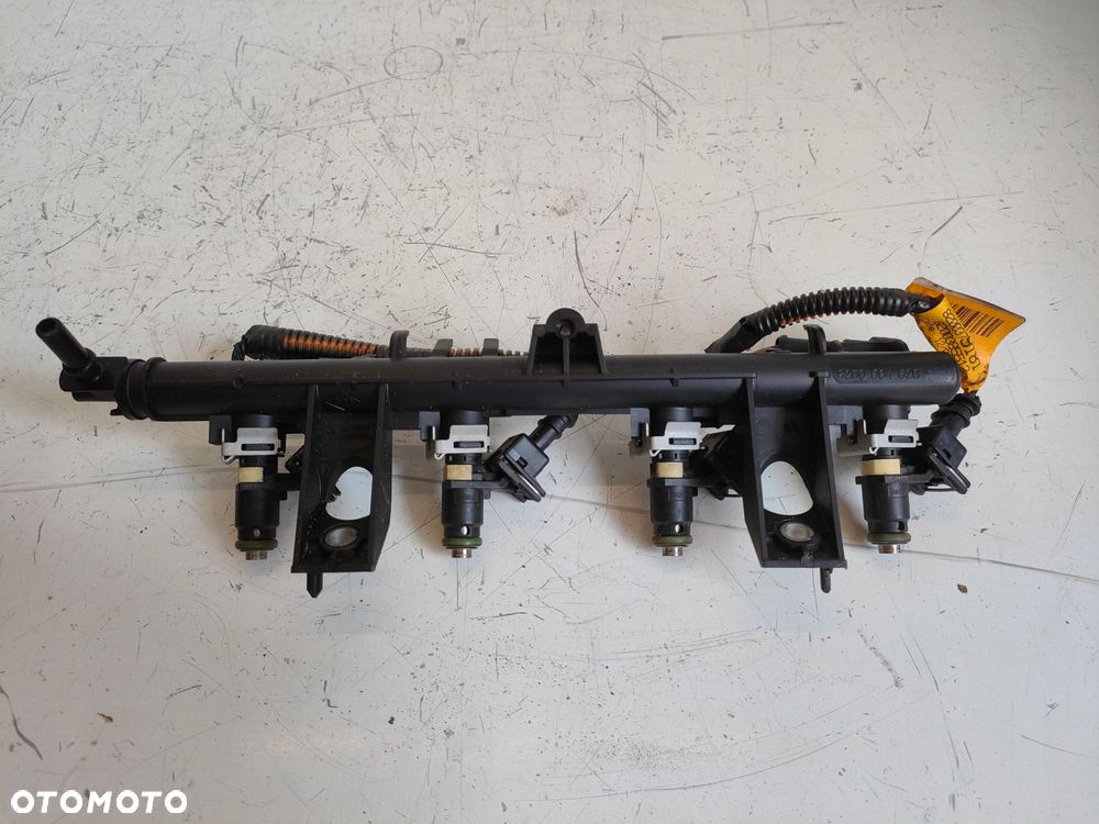 RENAULT CLIO III 1.2 LISTWA WTRYSKOWA WTRYSKIWACZ - 1