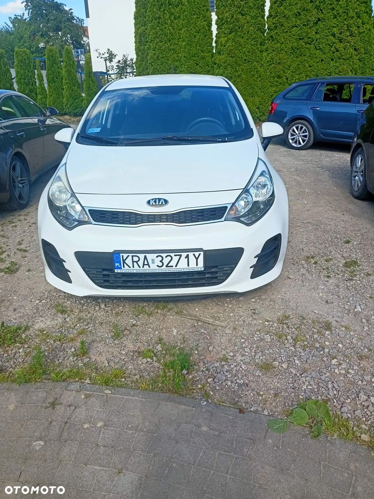 Kia Rio - 1