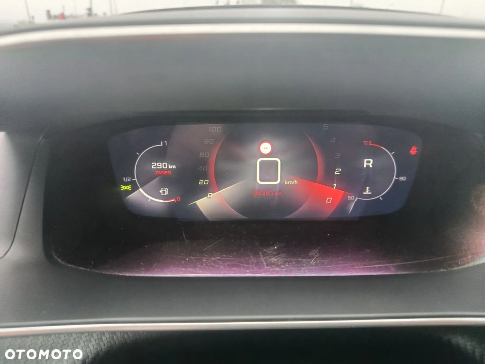 Peugeot 2008 PureTech 130 GT S&S EAT8 - 5