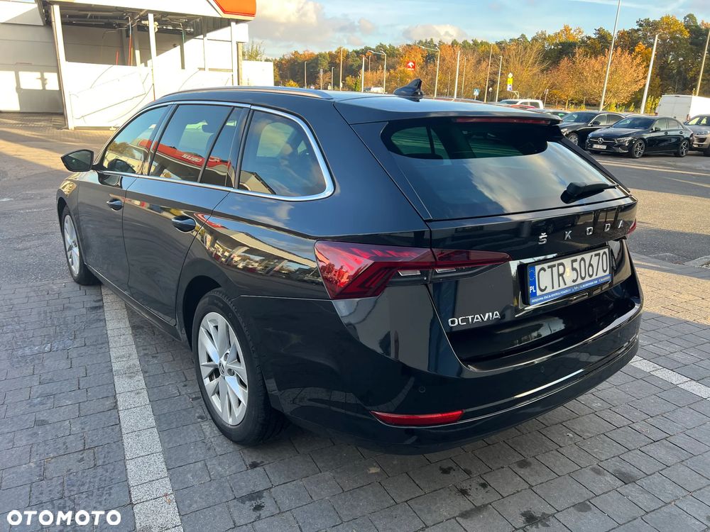 Skoda Octavia 2.0 TDI DSG Style - 5