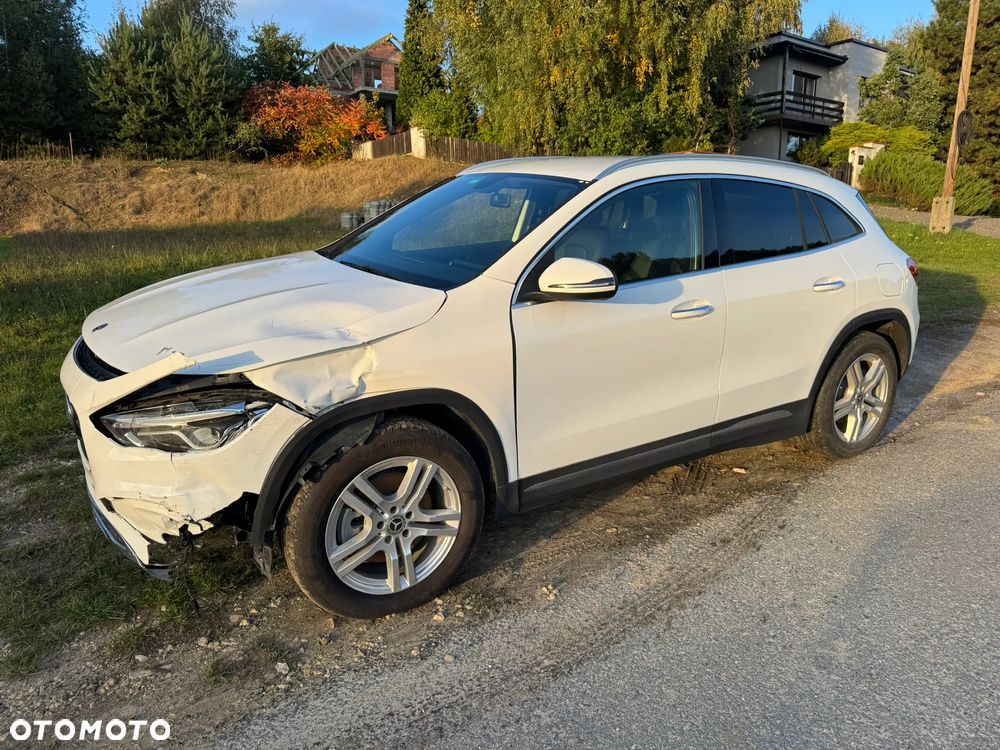 Mercedes-Benz GLA 250 8G-DCT - 7