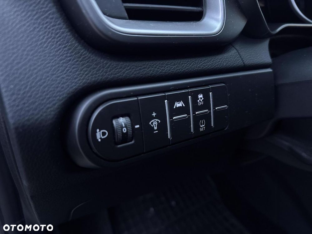Kia Ceed 1.5 T-GDI M - 20