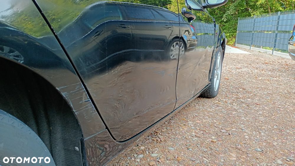 Volvo V40 - 24