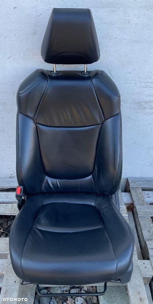 P4 TOYOTA RAV4 RAV-4 V 5 2020 - FOTEL LEWY PRZÓD SKÓRA CZARNY - 1