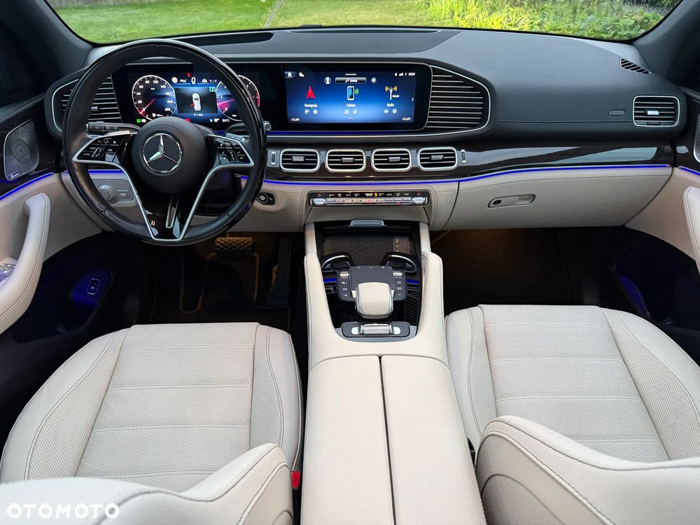 Mercedes-Benz GLE - 24