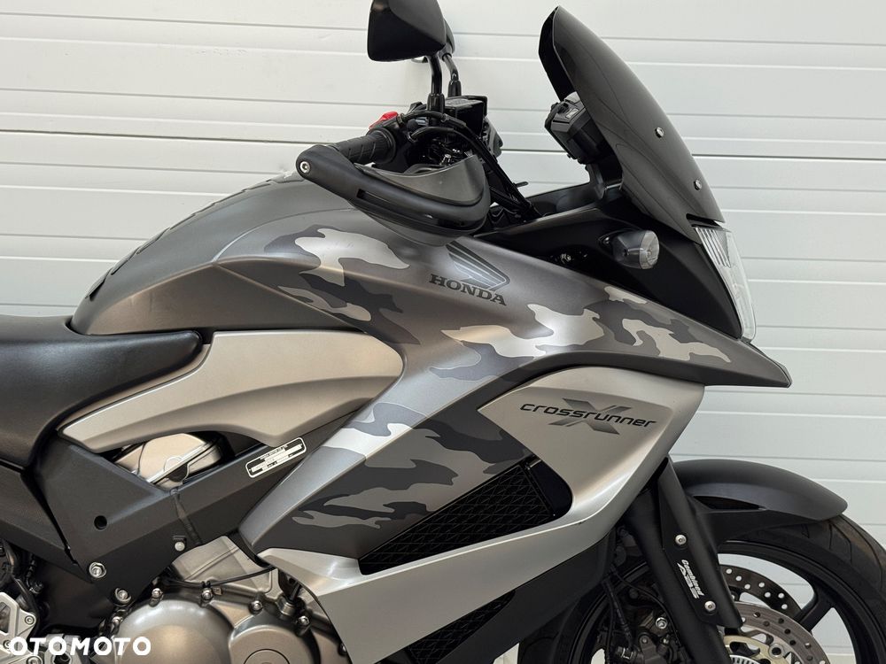 Honda VFR - 7