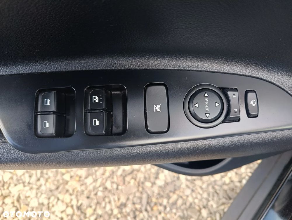 Kia Stonic 1.4 M - 27