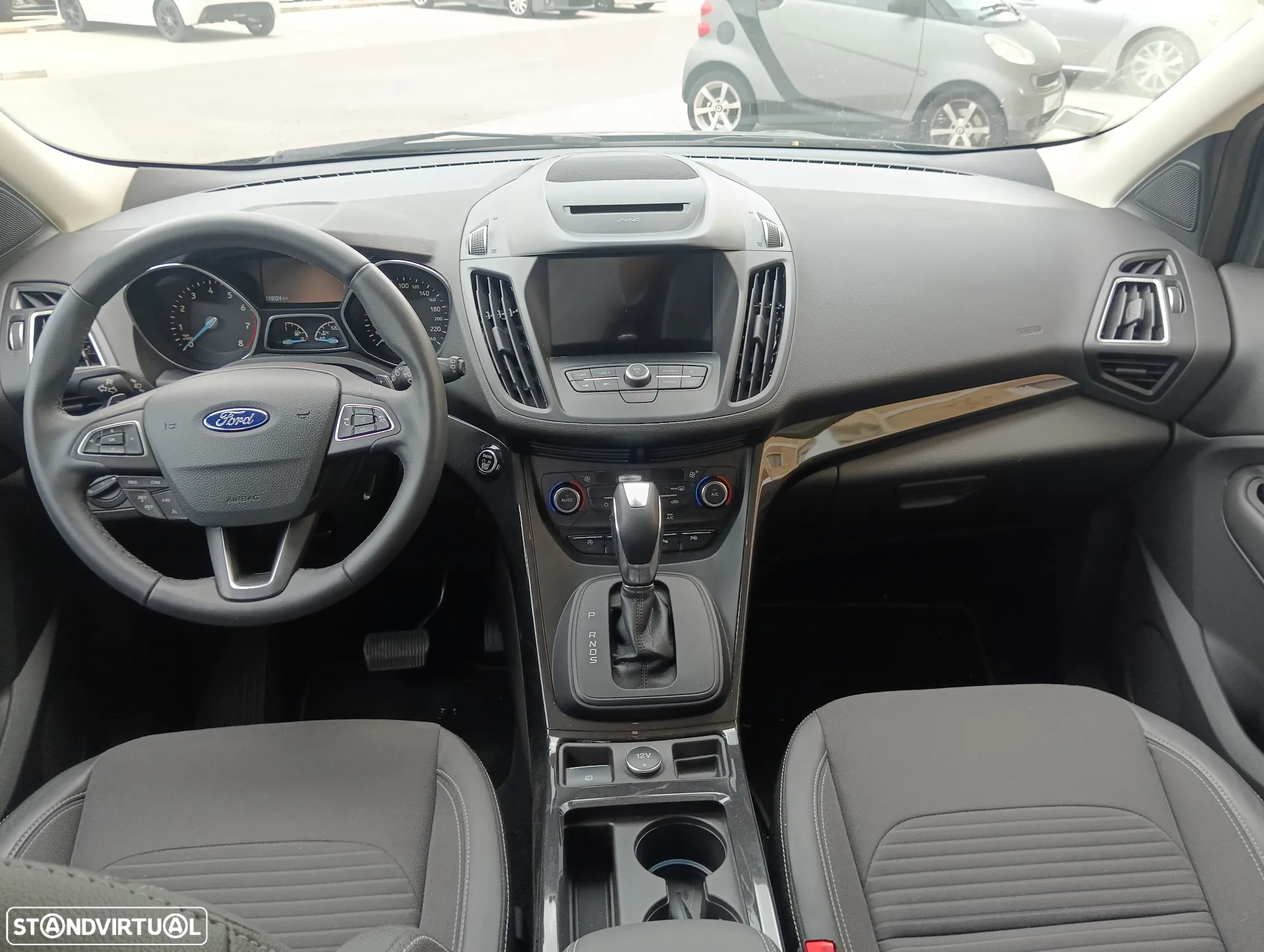 Ford Kuga 1.5 EcoBoost Titanium 4WD Powershift - 9