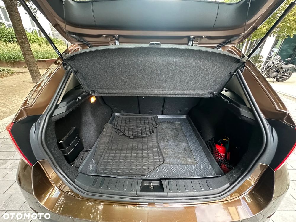 BMW X1 - 13