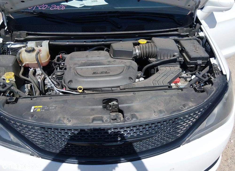 Chrysler Pacifica - 9