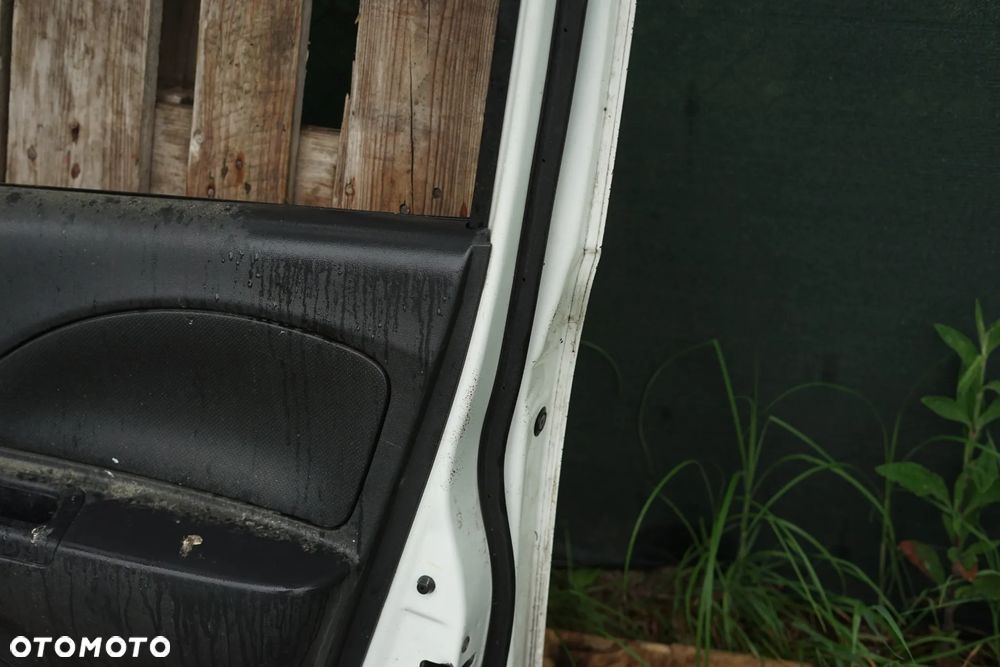 Drzwi przód przednie prawe Nissan Micra K13 5d QX1G - 11