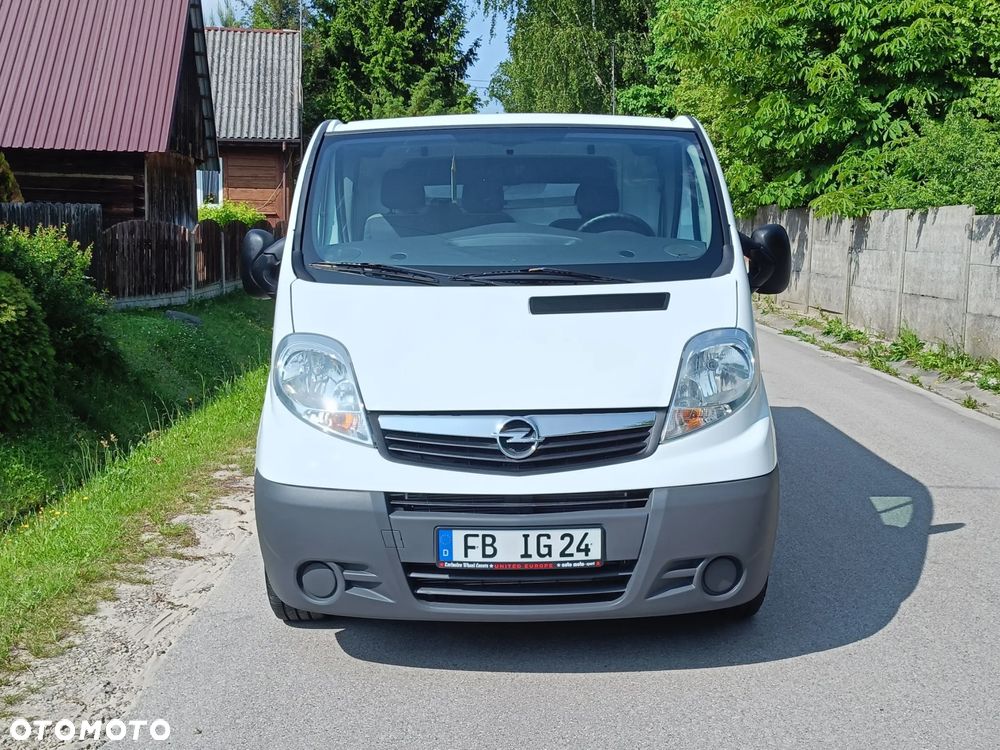 Opel Vivaro - 2