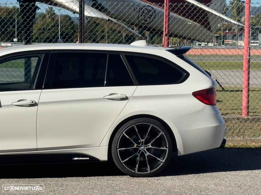 BMW 318 d Pack M - 58