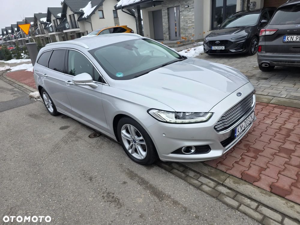 Ford Mondeo 2.0 TDCi STart-Stopp PowerShift-Aut Titanium - 4