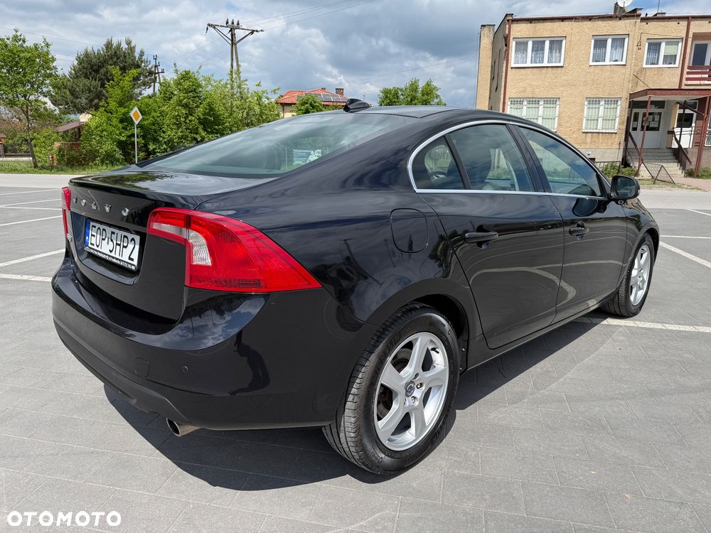 Volvo S60 D5 Geartronic Summum - 5