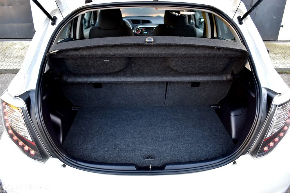 Toyota Yaris 1.33 Business Edition - 18