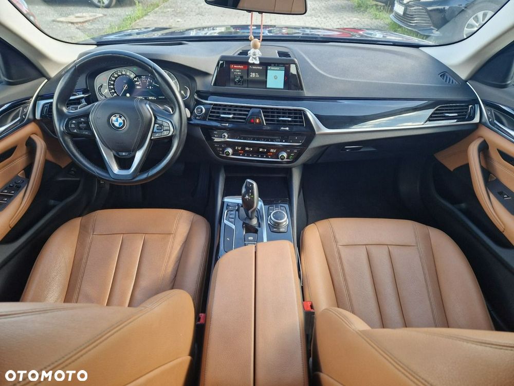 BMW Seria 5 520d M Sport Edition - 5