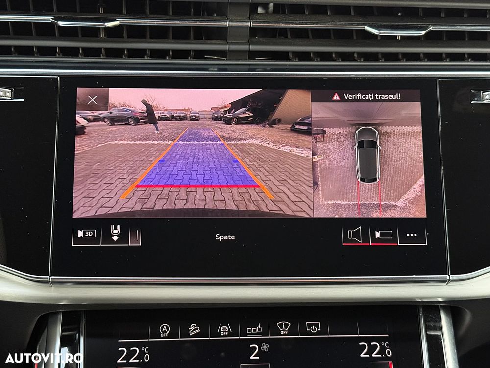 Audi Q8 SUV TFSI quattro 250 kW tiptronic S line business - 12