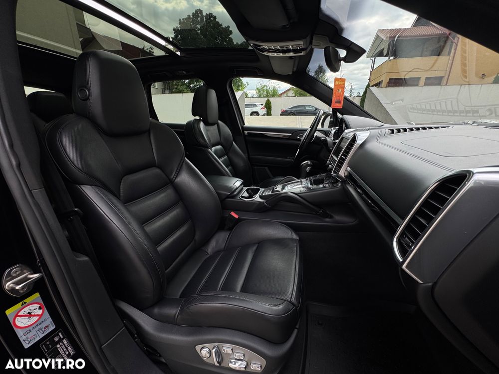 Porsche Cayenne - 20