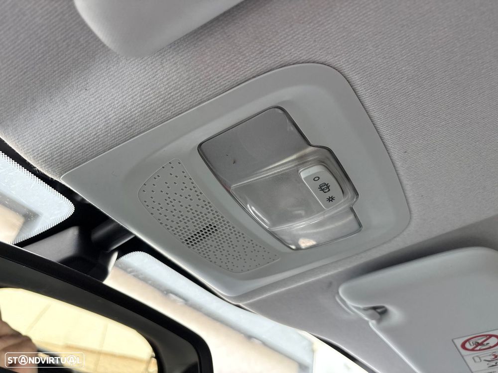 Peugeot 208 1.2 PureTech Style - 38