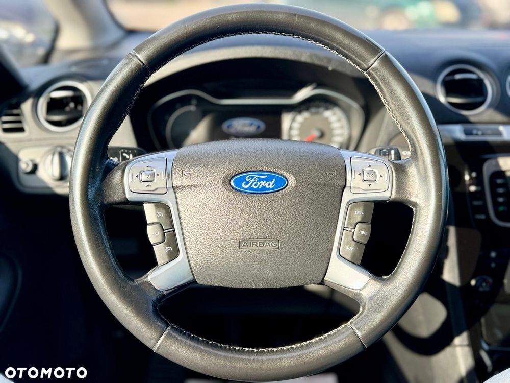 Ford S-Max 2.0 TDCi DPF Titanium X - 21