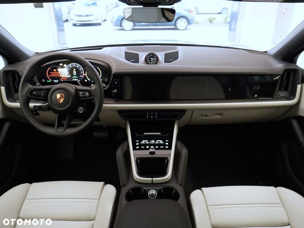 Porsche Cayenne E-Hybrid PHEV Black Edition - 35