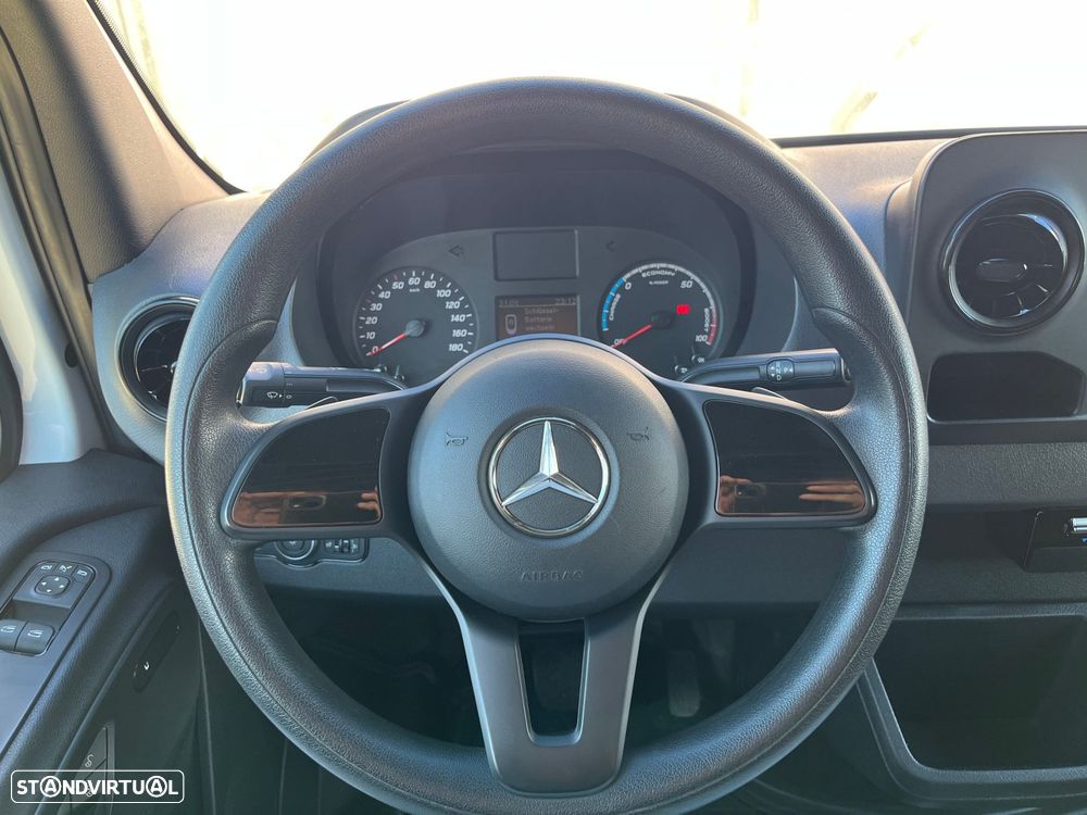Mercedes-Benz eSprinter 312/39 - 29