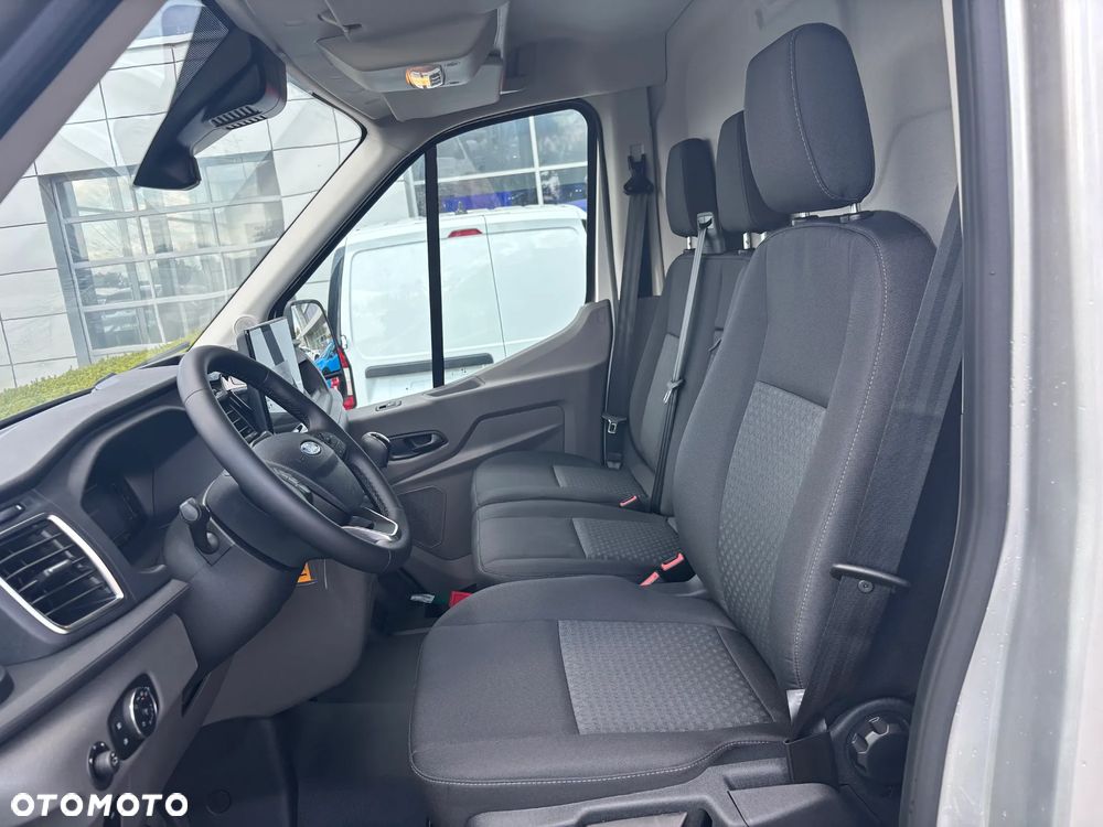 Ford Transit - 23