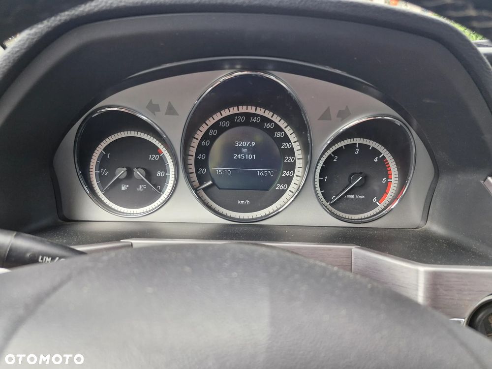 Mercedes-Benz GLK 220 CDI BlueEff - 24