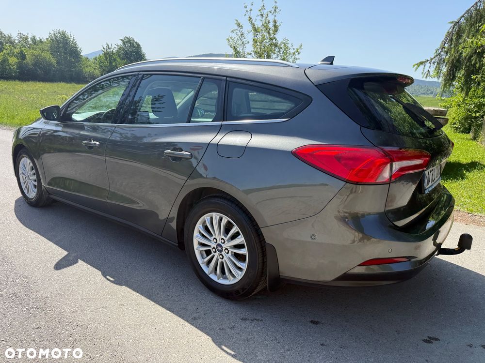 Ford Focus - 29